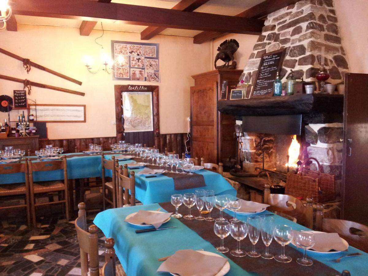 Auberge La Bergerie Sainte-Marie-de-Campan Exteriör bild