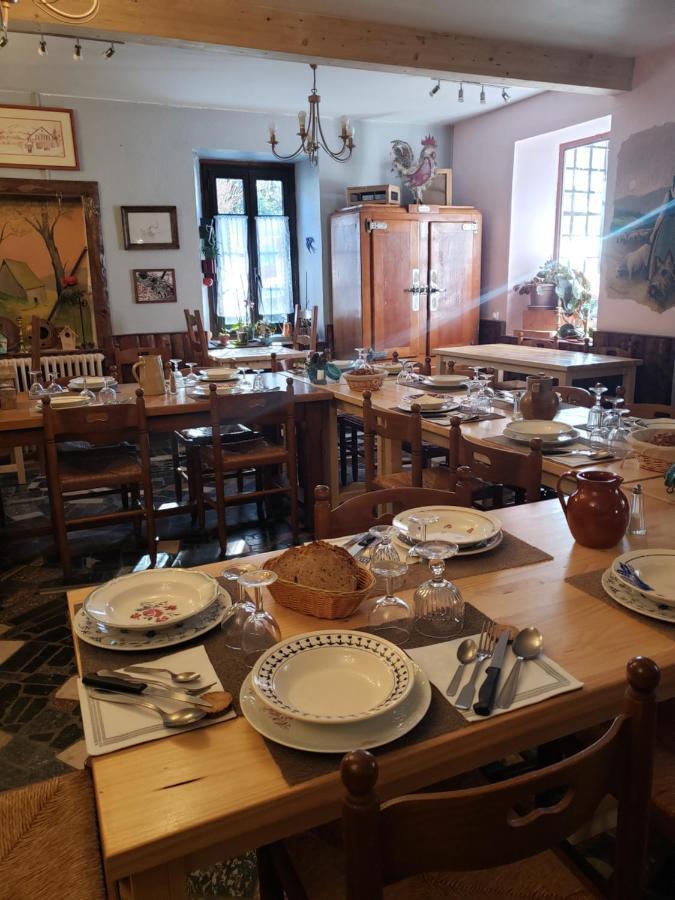 Auberge La Bergerie Sainte-Marie-de-Campan Exteriör bild