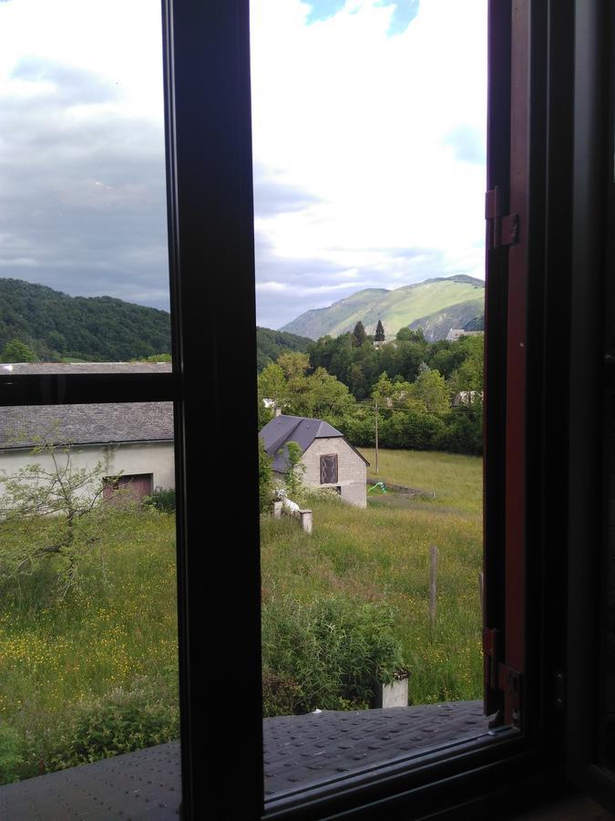 Auberge La Bergerie Sainte-Marie-de-Campan Exteriör bild